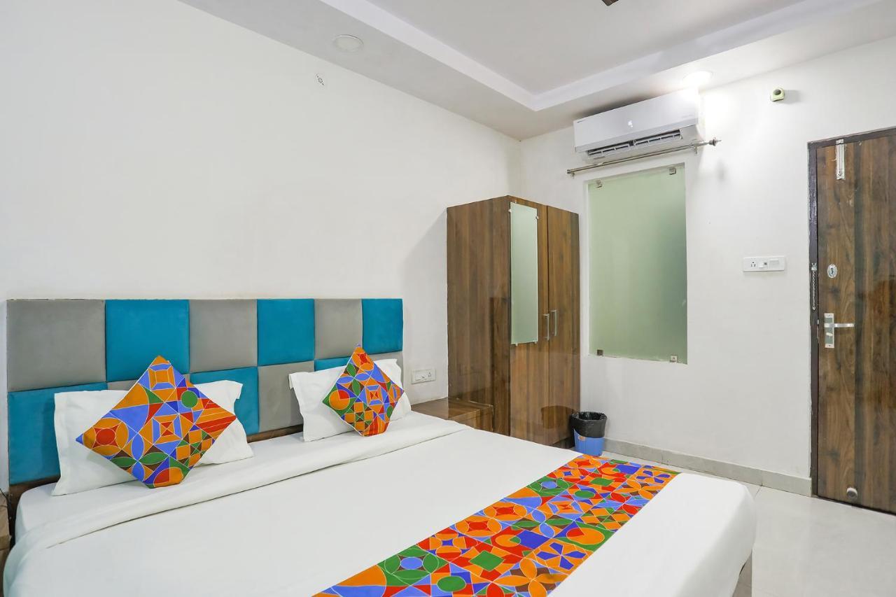 Fabhotel Sm Palace Chinhat Luaran gambar