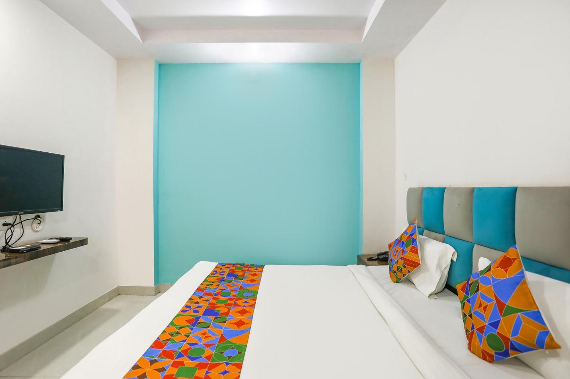 Fabhotel Sm Palace Chinhat Luaran gambar